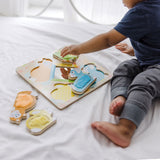 Touch and Feel Puzzle: Peek-a-Boo Pets